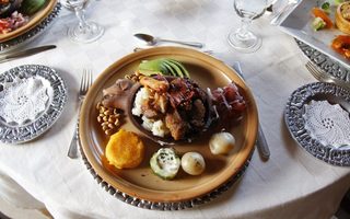 Quito day tour with traditional lunch